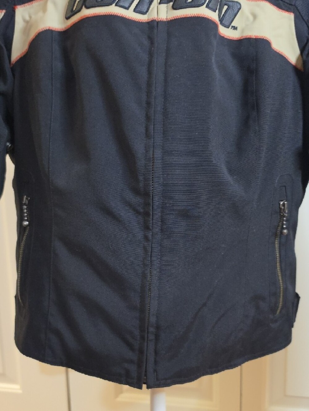 Utility Jacket For Riding - Picture 4 of 16